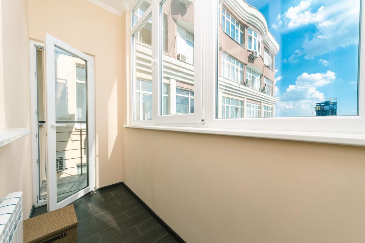 Apartament 1К Люкс На Жилянская 118 Kijów Zewnętrze zdjęcie