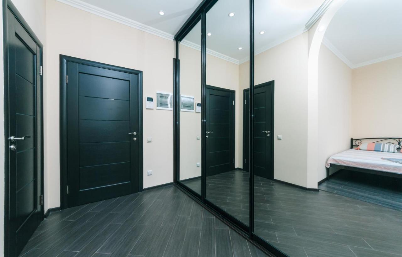 Apartament 1К Люкс На Жилянская 118 Kijów Zewnętrze zdjęcie